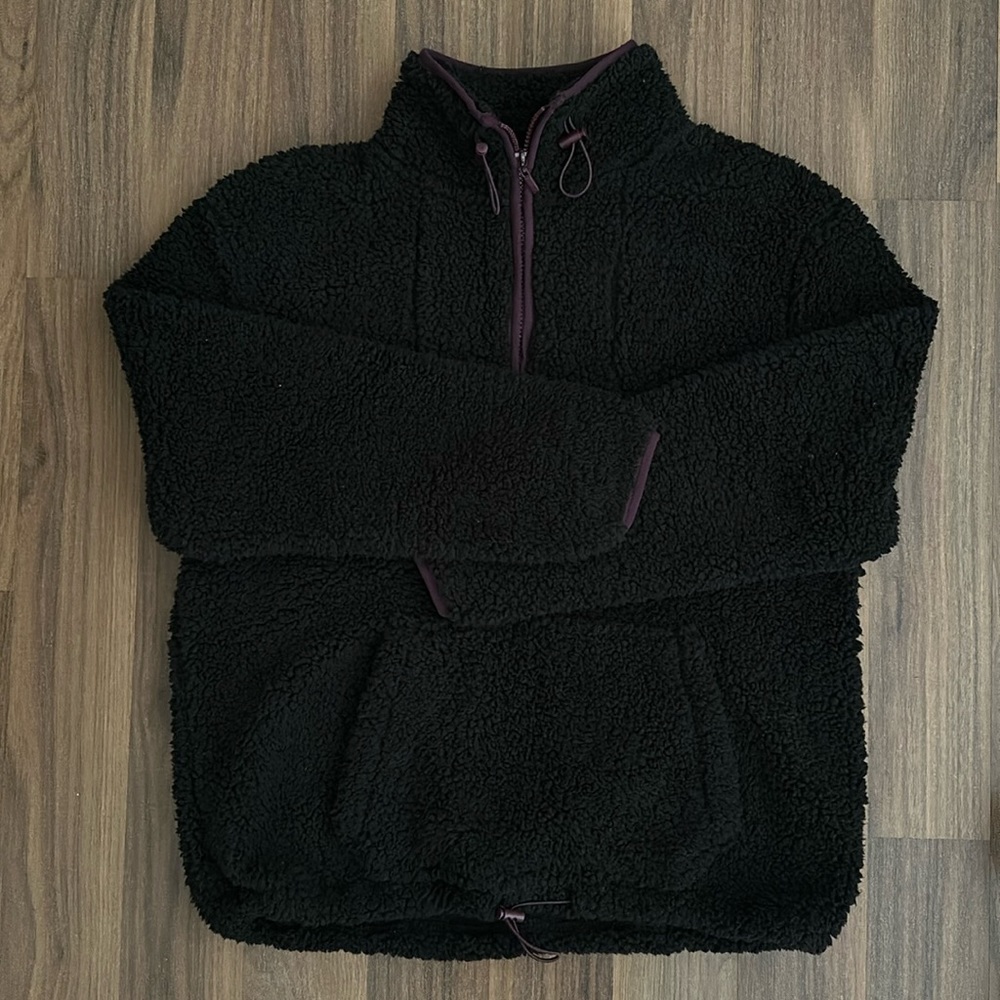 Harlow super soft comfy teddy pullover, kangaroo pocket.